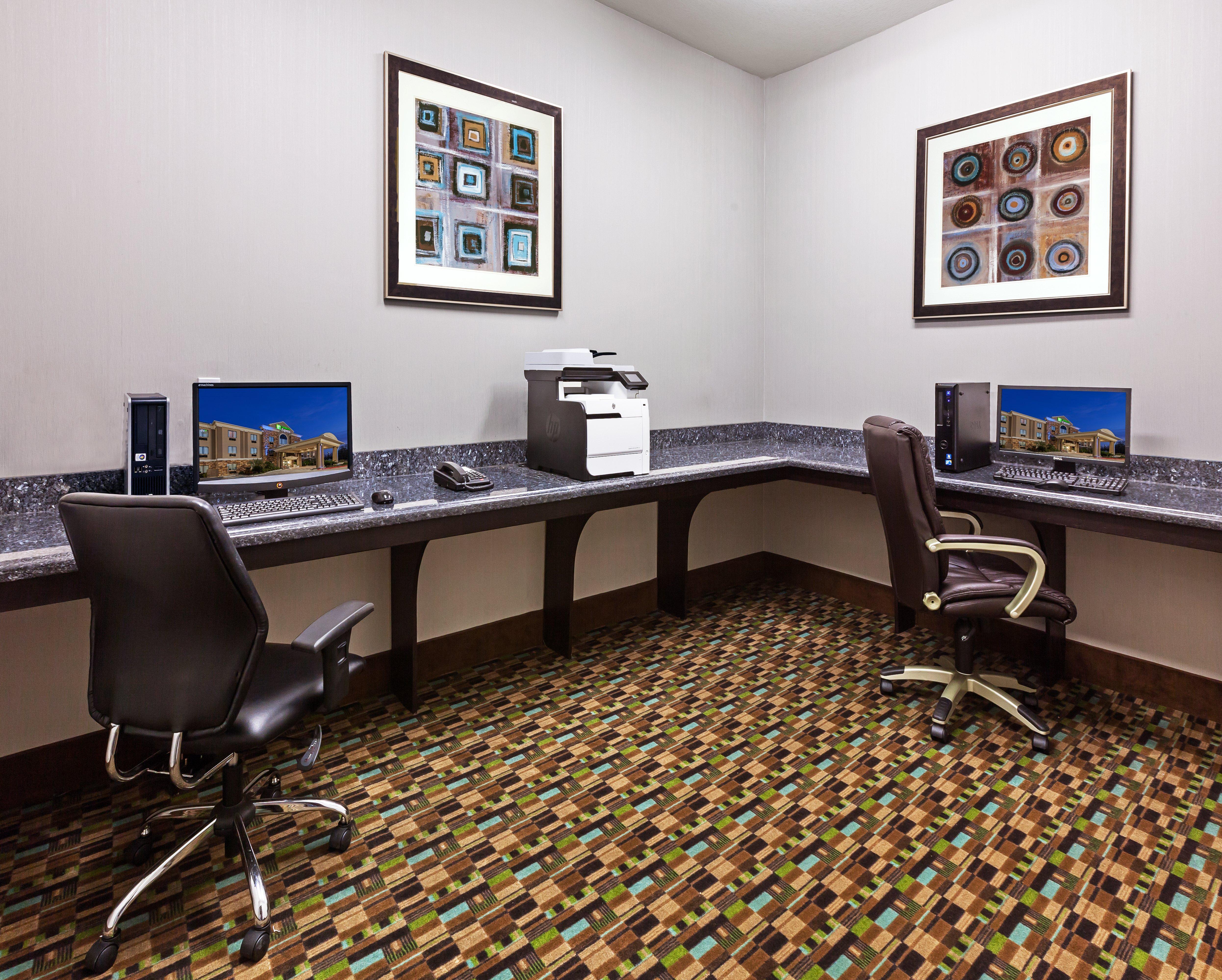 Holiday Inn Express & Suites Cleveland By Ihg Exterior foto