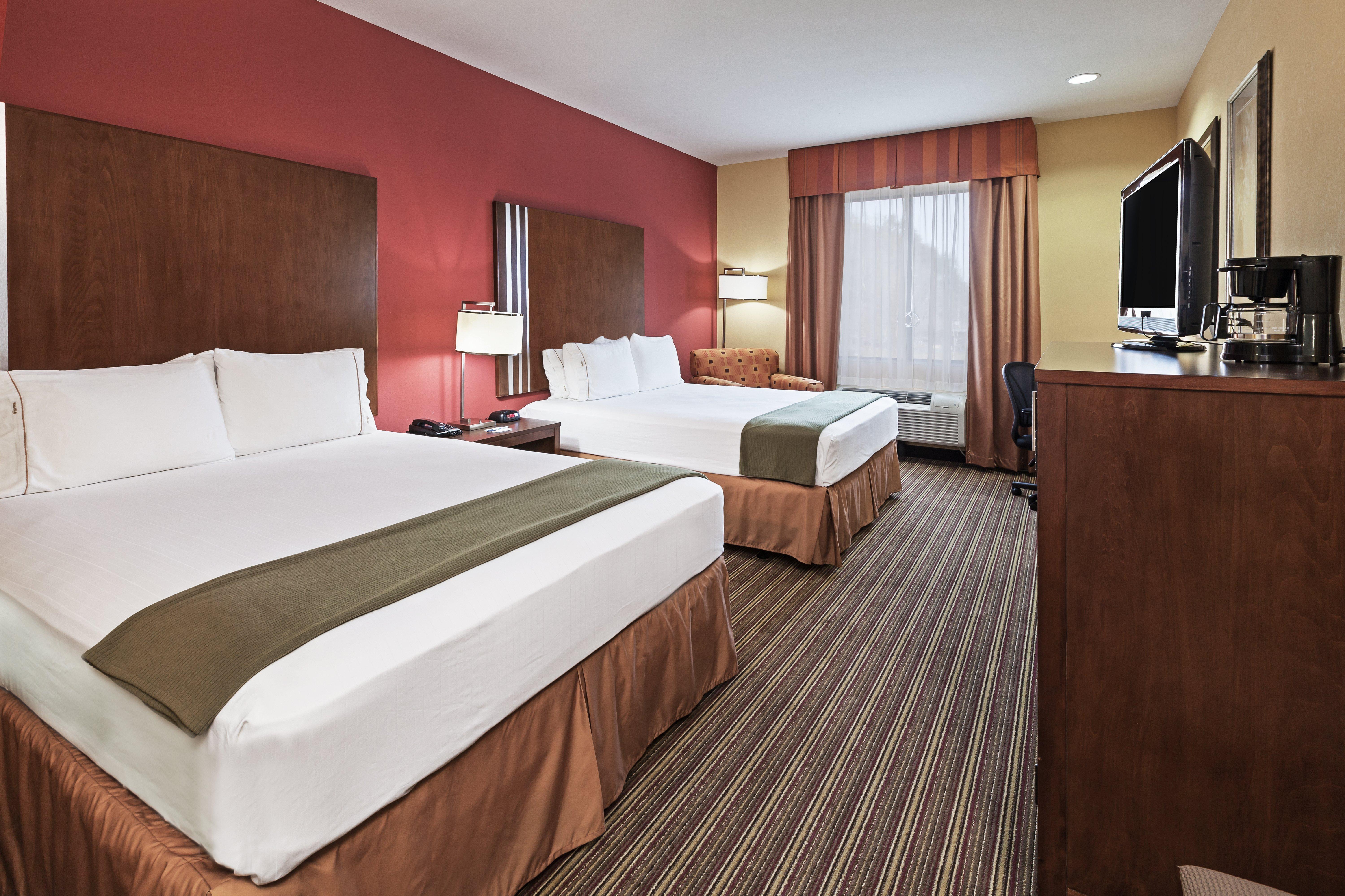 Holiday Inn Express & Suites Cleveland By Ihg Exterior foto